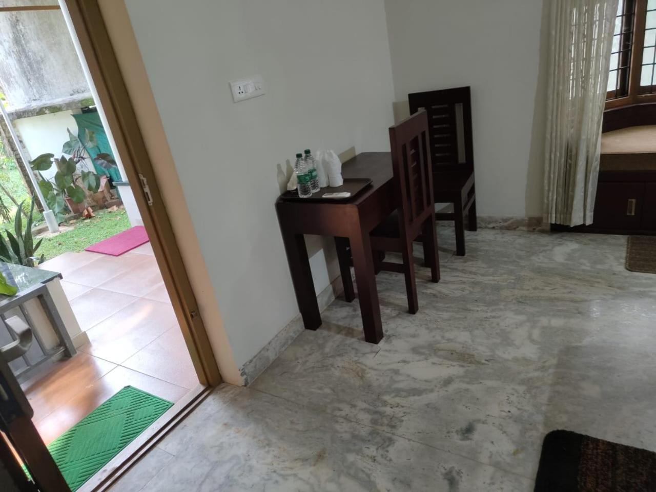 Maleyam Homestay Riverside Calecute Exterior foto