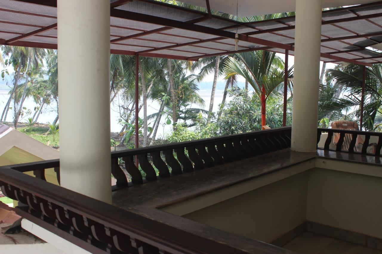 Maleyam Homestay Riverside Calecute Exterior foto